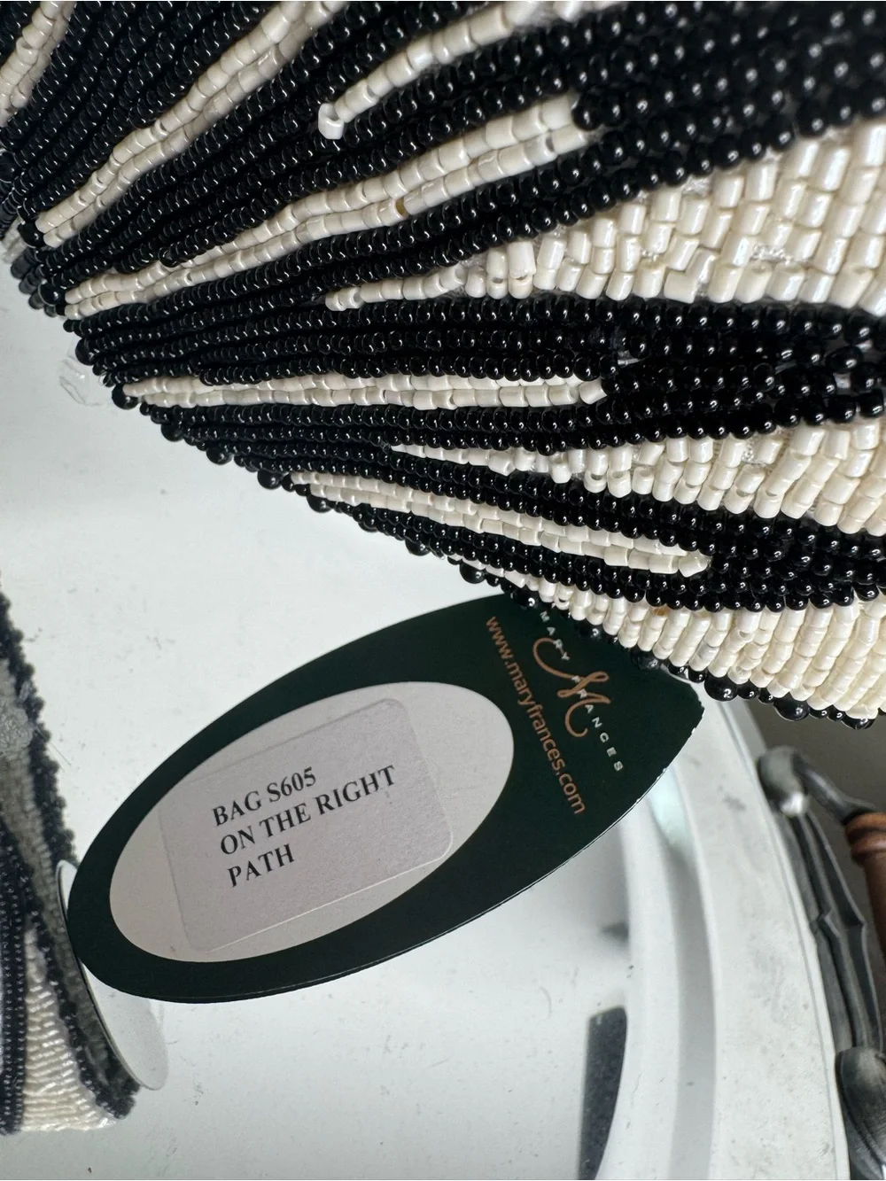 Mary Frances White and Black Beaded Gemstone Embellished Evening Bag Clutch NWT - Picture 3 of 5
